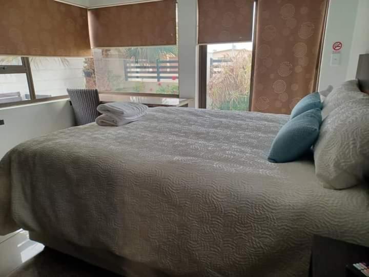 Carlo'S Boutique Guesthouse 월브스베이 외부 사진